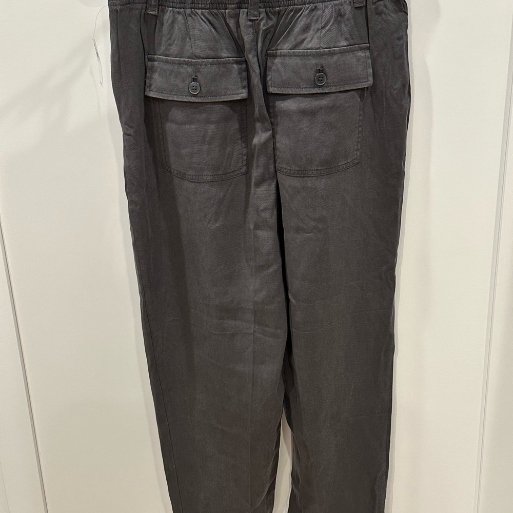 NWT GAP Charcoal Joggers - Picture 3 of 6